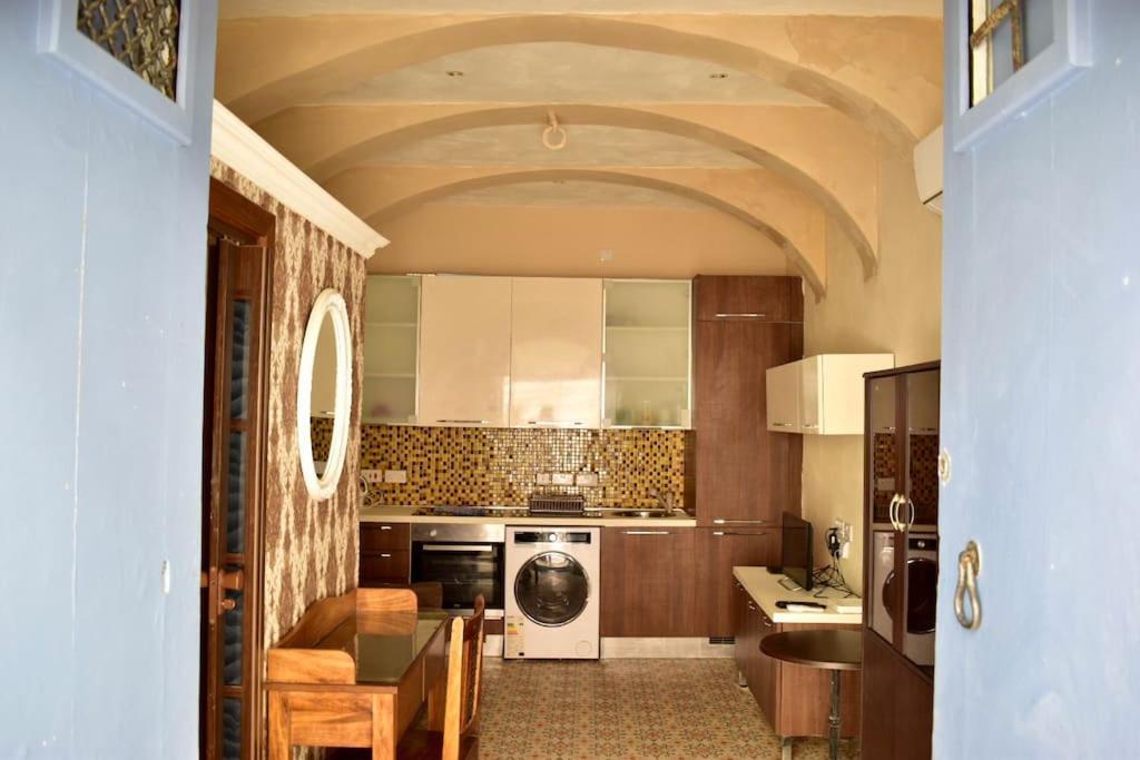 City Centre Pied-A-Terre Near Food Market And Walking Distance To Bus Terminus Valletta Eksteriør bilde
